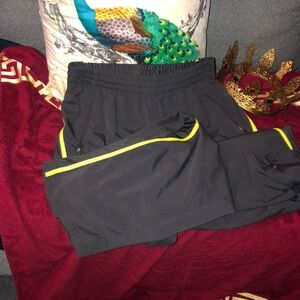 Let’s work out this summer folks😁😁😁🔥🔥👑🇺🇸🇺🇸💯Ready pants.